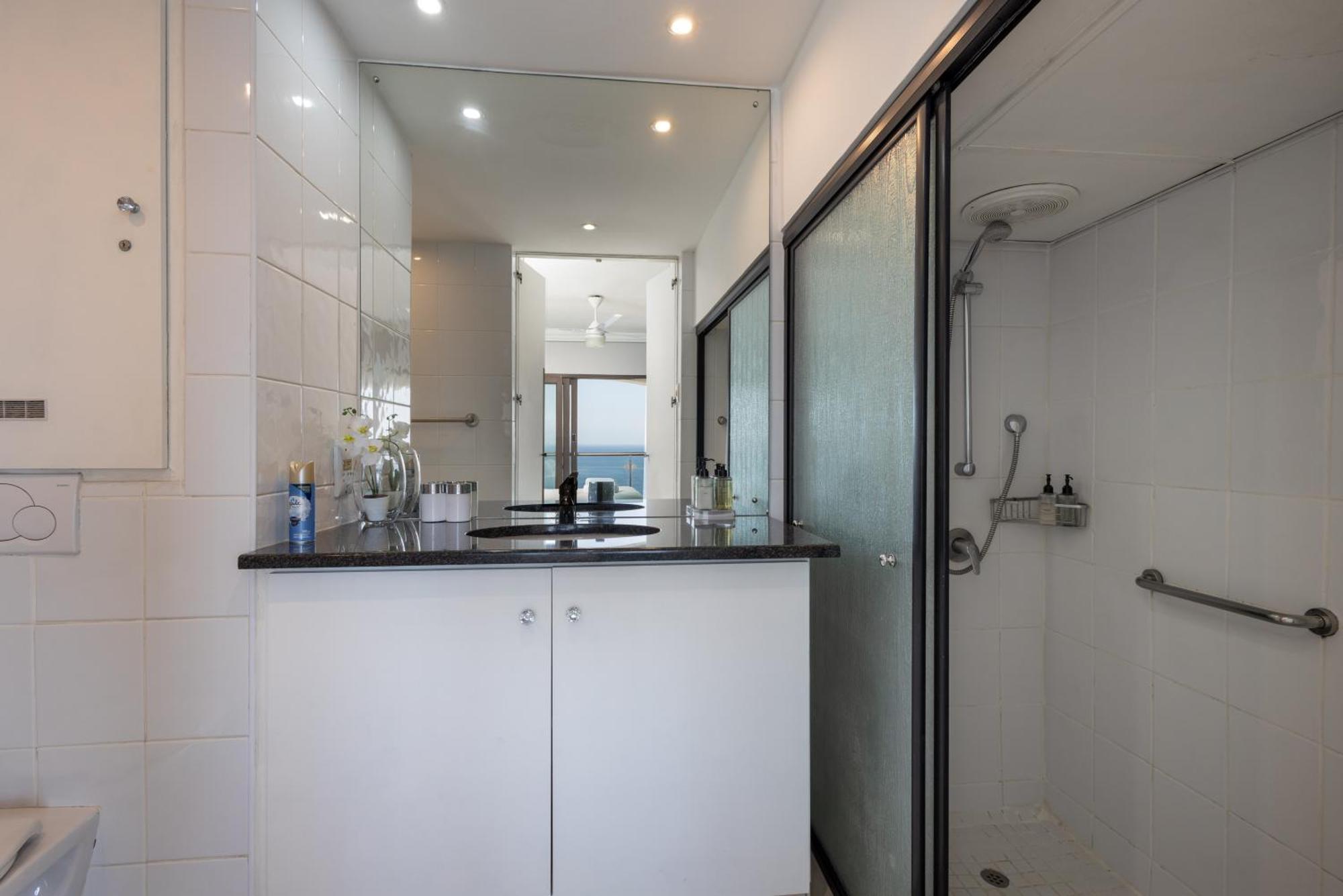 Apartment 803 Bermudas - By In Umhlanga *